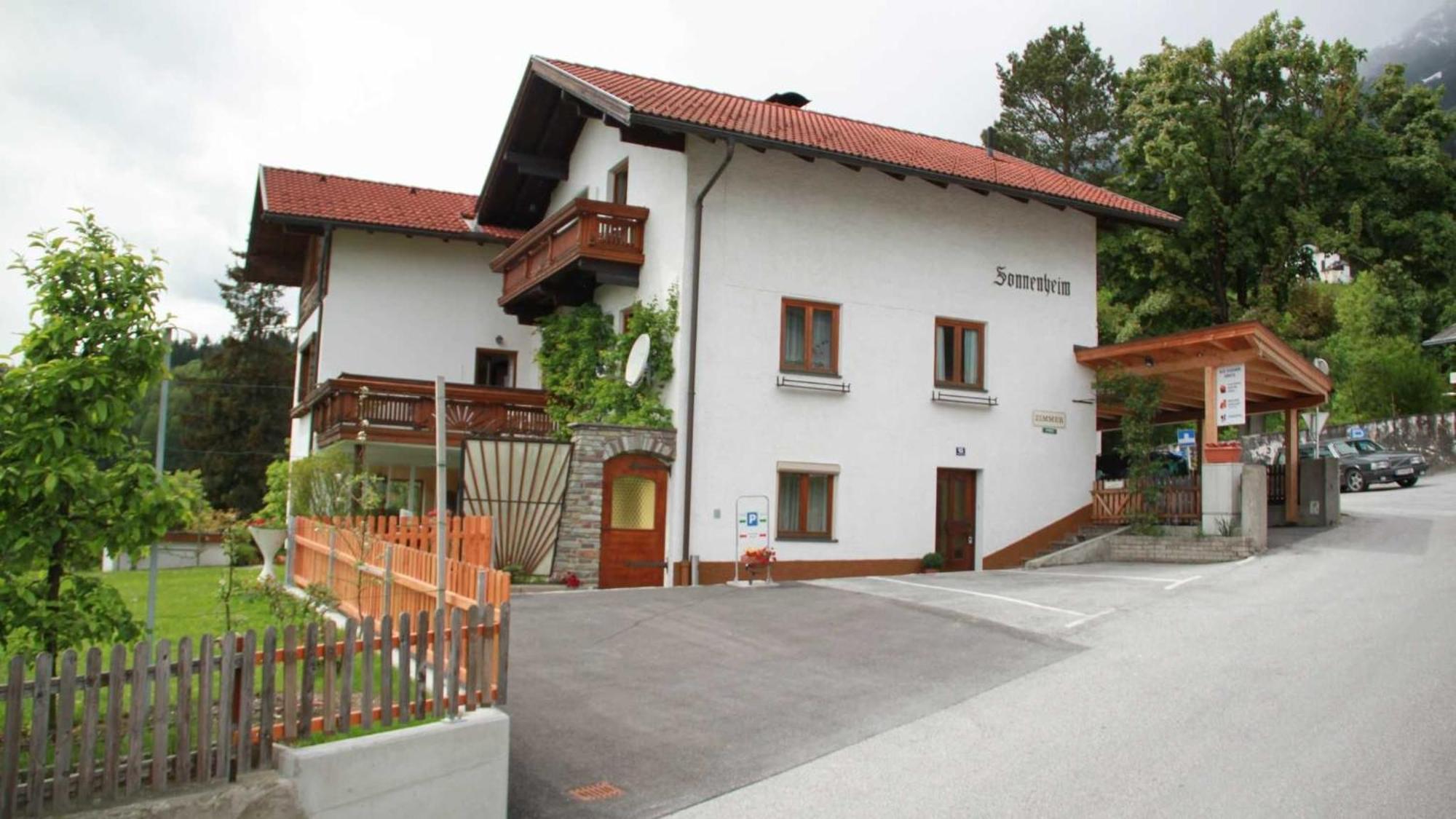 Gaestehaus Sonnenheim Thaur Exterior foto