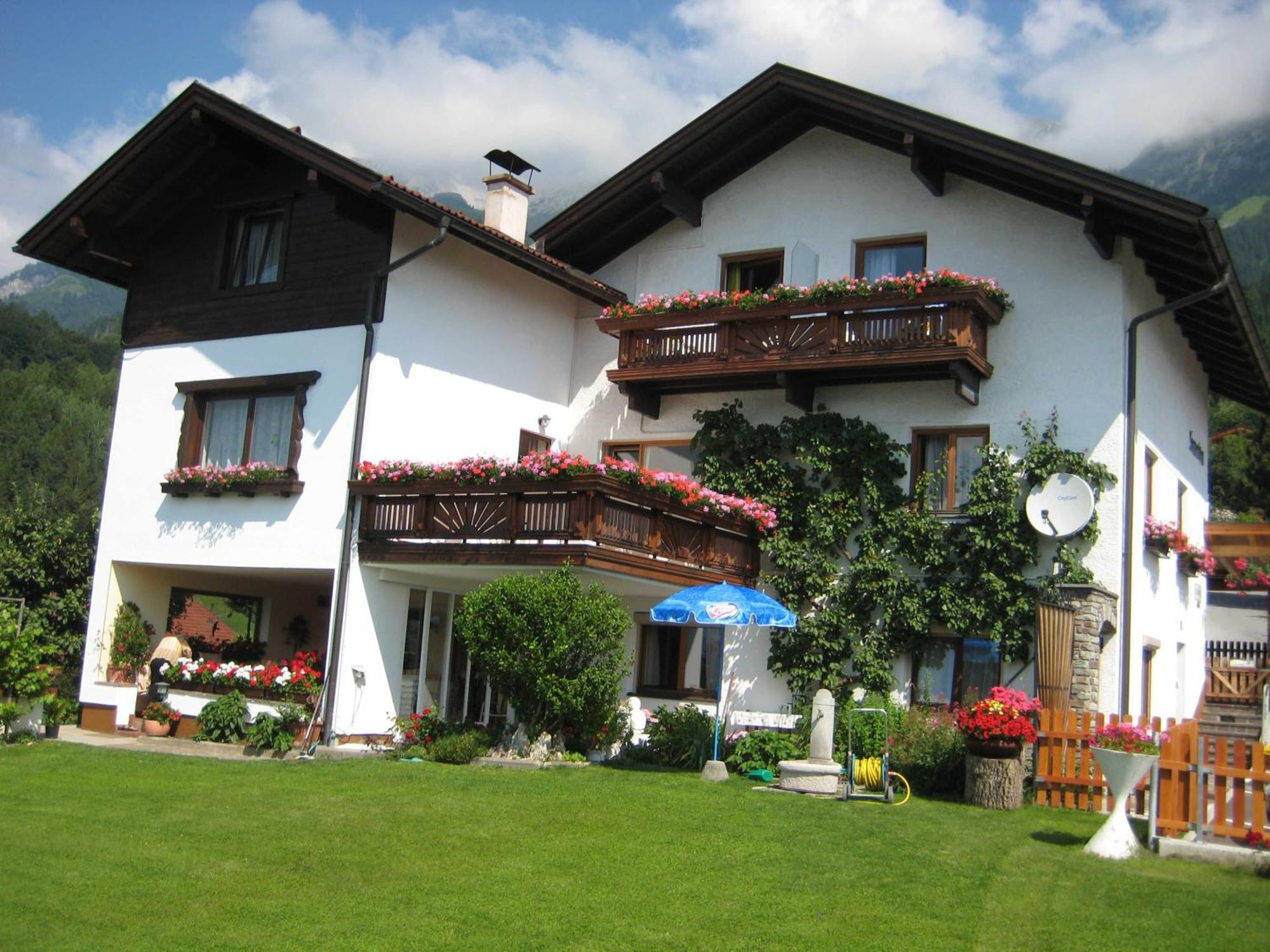 Gaestehaus Sonnenheim Thaur Exterior foto